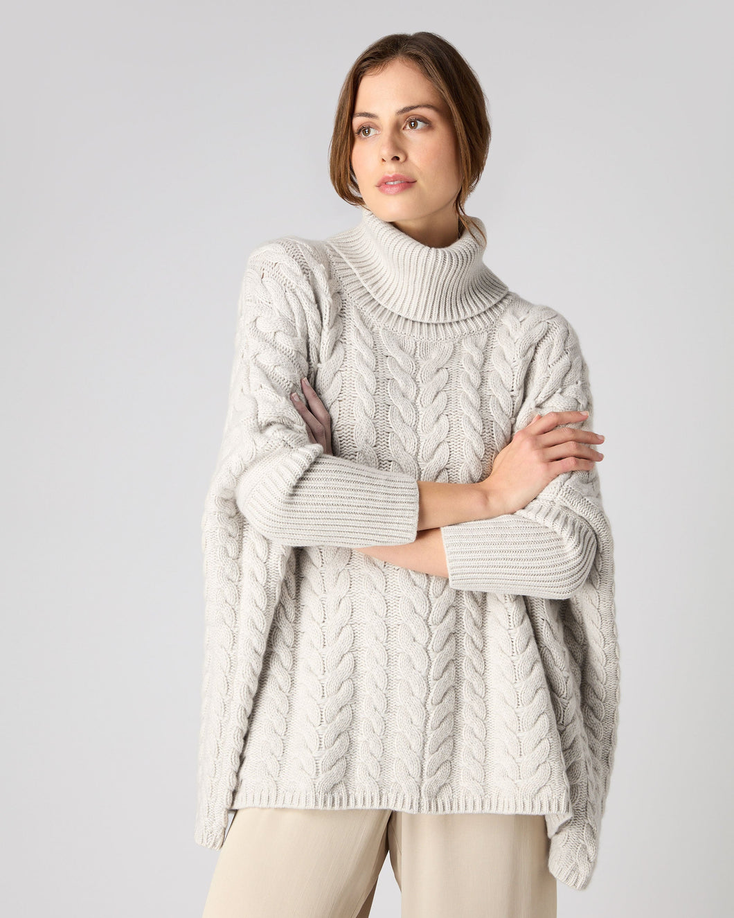 N.Peal Women's Oversize Cable Cashmere Jumper Pebble Grey