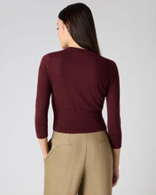 Load image into Gallery viewer, N.Peal Women&#39;s Superfine Crop Cashmere Jumper Burgundy Red
