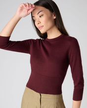Load image into Gallery viewer, N.Peal Women&#39;s Superfine Crop Cashmere Jumper Burgundy Red

