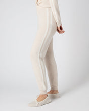 Load image into Gallery viewer, N.Peal Women&#39;s Lurex Detail Cashmere Jogger Ecru White
