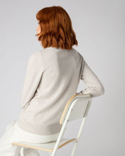 Load image into Gallery viewer, N.Peal Women&#39;s Funnel Neck Cashmere Jumper Pebble Grey

