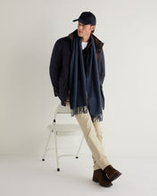 Load image into Gallery viewer, N.Peal Unisex Large Woven Cashmere Scarf Caviar Blue

