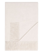 Load image into Gallery viewer, N.Peal Women&#39;s Woven Cashmere Shawl Frost White
