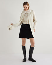 Load image into Gallery viewer, N.Peal Women&#39;s Ribbed Cashmere Scarf With Lurex Snow Grey Sparkle
