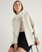 Load image into Gallery viewer, N.Peal Women&#39;s Ribbed Cashmere Scarf With Lurex Snow Grey Sparkle
