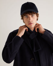 Load image into Gallery viewer, N.Peal Men&#39;s Two Tone Small Cashmere Scarf Navy Blue + Caviar Blue
