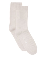 Load image into Gallery viewer, N.Peal Women&#39;s Rib Cashmere House Socks Frost White
