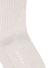 Load image into Gallery viewer, N.Peal Women&#39;s Rib Cashmere House Socks Frost White
