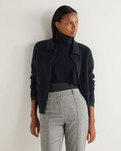 Load image into Gallery viewer, N.Peal Cashmere Dickie Navy Blue
