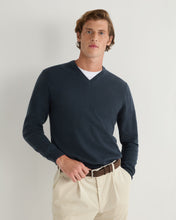 Load image into Gallery viewer, N.Peal Men&#39;s Burlington V Neck Cashmere Jumper Caviar Blue
