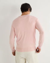Load image into Gallery viewer, N.Peal Men&#39;s Oxford Round Neck Cashmere Jumper Pale Pink
