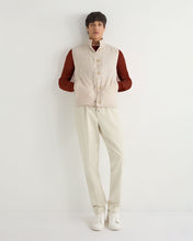 Load image into Gallery viewer, N.Peal Men&#39;s Oxford Round Neck Cashmere Jumper Spice Orange
