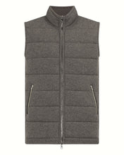 Load image into Gallery viewer, N.Peal Men&#39;s Mall Cashmere Gilet Wood Smoke Brown
