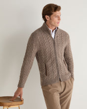 Load image into Gallery viewer, N.Peal Men&#39;s Richmond Cable Cashmere Cardigan Heather Hazel Brown
