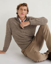 Load image into Gallery viewer, N.Peal Men&#39;s Albemarle Cable Half Zip Cashmere Jumper Heather Hazel Brown
