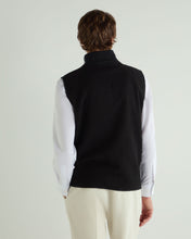 Load image into Gallery viewer, N.Peal Men&#39;s Smithfield Fine Gauge Cashmere Padded Gilet Black
