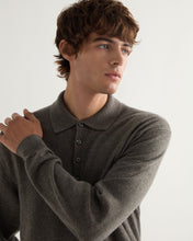Load image into Gallery viewer, N.Peal Men&#39;s Greenwich Cashmere Polo Shirt Wood Smoke Brown
