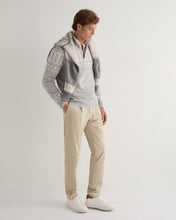 Load image into Gallery viewer, N.Peal Men&#39;s Jacquard Round Neck Cashmere Jumper Fumo Grey

