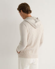 Load image into Gallery viewer, N.Peal Men&#39;s Fulham Cable Zip Cashmere Hoodie Frost White
