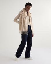 Load image into Gallery viewer, N.Peal Women&#39;s St Moritz Fur Neck Scarf Oatmeal Brown
