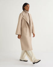 Load image into Gallery viewer, N.Peal Women&#39;s Hazel Chunky Roll Neck Cashmere Jumper Oatmeal Brown
