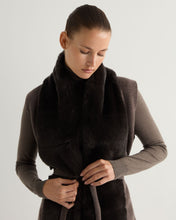 Load image into Gallery viewer, N.Peal Women&#39;s Lola Fur Placket Cashmere Gilet Biscotti Brown

