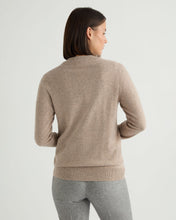Load image into Gallery viewer, N.Peal Women&#39;s Phoebe V Neck Cashmere Jumper Oatmeal Brown
