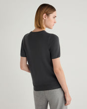 Load image into Gallery viewer, N.Peal Women&#39;s Milly Classic Cashmere T-Shirt Anthracite Grey
