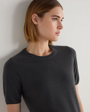 Load image into Gallery viewer, N.Peal Women&#39;s Milly Classic Cashmere T-Shirt Anthracite Grey
