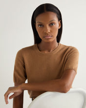 Load image into Gallery viewer, N.Peal Women&#39;s Milly Classic Cashmere T-Shirt Dark Camel Brown
