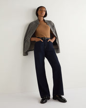 Load image into Gallery viewer, N.Peal Women&#39;s Milly Classic Cashmere T-Shirt Dark Camel Brown
