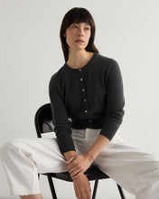 Load image into Gallery viewer, N.Peal Women&#39;s Ivy Cropped Cashmere Cardigan Anthracite Grey
