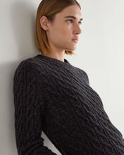 Load image into Gallery viewer, N.Peal Women&#39;s Emilia Cable Round Neck Cashmere Jumper Granite Blue
