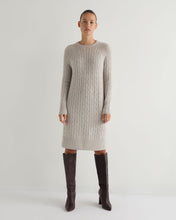 Load image into Gallery viewer, N.Peal Women&#39;s Bella Round Neck Cable Cashmere Dress Nougat Brown Marl

