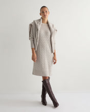 Load image into Gallery viewer, N.Peal Women&#39;s Bella Round Neck Cable Cashmere Dress Nougat Brown Marl
