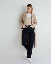 Load image into Gallery viewer, N.Peal Women&#39;s Frankie Cable V Neck Cashmere Jumper Ecru White
