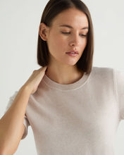 Load image into Gallery viewer, N.Peal Women&#39;s Lottie Cashmere T-Shirt Frost White
