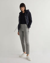 Load image into Gallery viewer, N.Peal Women&#39;s Lottie Cashmere T-Shirt Navy Blue
