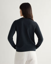 Load image into Gallery viewer, N.Peal Women&#39;s Hallie Round Neck Cashmere Jumper Grigio Blue
