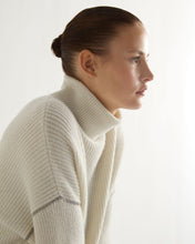 Load image into Gallery viewer, N.Peal Women&#39;s Metal Trim Roll Neck Cashmere Jumper With Lurex Snow Grey Sparkle
