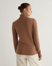 Load image into Gallery viewer, N.Peal Women&#39;s Adelyn Cable Roll Cashmere Jumper Dark Camel Brown
