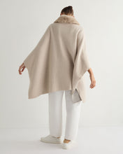 Load image into Gallery viewer, N.Peal Women&#39;s Rex Collar Cape Ecru White
