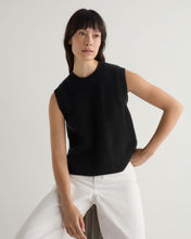 Load image into Gallery viewer, N.Peal Women&#39;s Rib Round Neck Cashmere Tank Top Black
