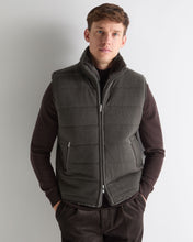 Load image into Gallery viewer, N.Peal Men's Vermont Fur Lined Gilet Arabica Khaki Green
