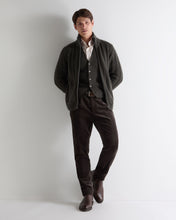 Load image into Gallery viewer, N.Peal Men's Richmond Cable Cashmere Cardigan Arabica Khaki Green
