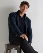 Load image into Gallery viewer, N.Peal Men's Richmond Cable Cashmere Cardigan Indigo Blue
