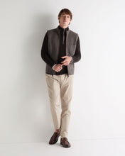 Load image into Gallery viewer, N.Peal Men's Carnaby Half Zip Cashmere Jumper Chocolate Brown

