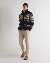 Load image into Gallery viewer, N.Peal Men's Jacquard Button Through Cashmere Cardigan Charcoal Grey
