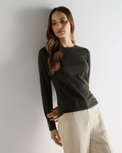 Load image into Gallery viewer, N.Peal Women's Eden Superfine Cashmere Round Neck Top Arabica Khaki Green
