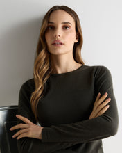 Load image into Gallery viewer, N.Peal Women's Eden Superfine Cashmere Round Neck Top Arabica Khaki Green

